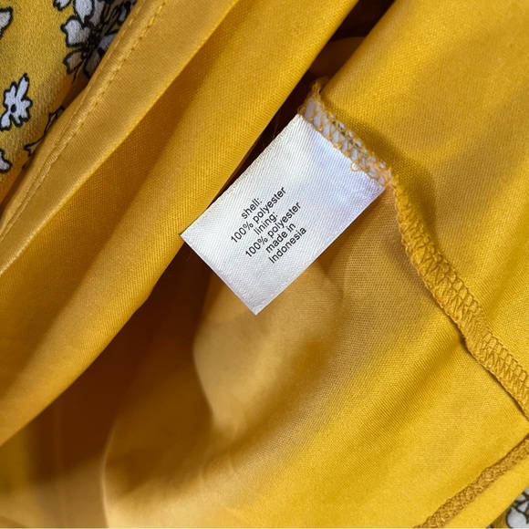 Lane Bryant Yellow Floral Drawstring Blouse Size 14 - Picture 3 of 7